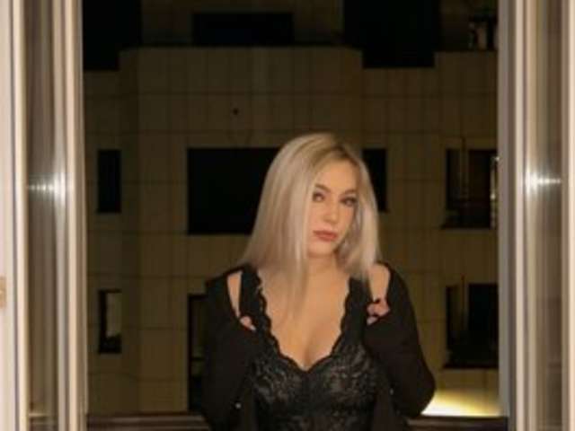 go to chat with leokitty