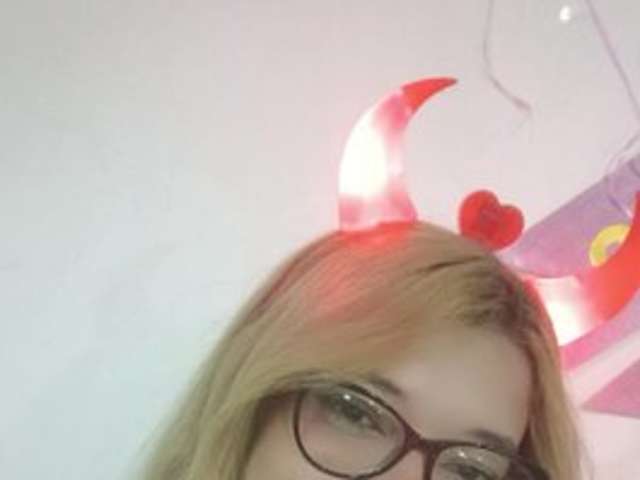 go to chat with liaMonroe