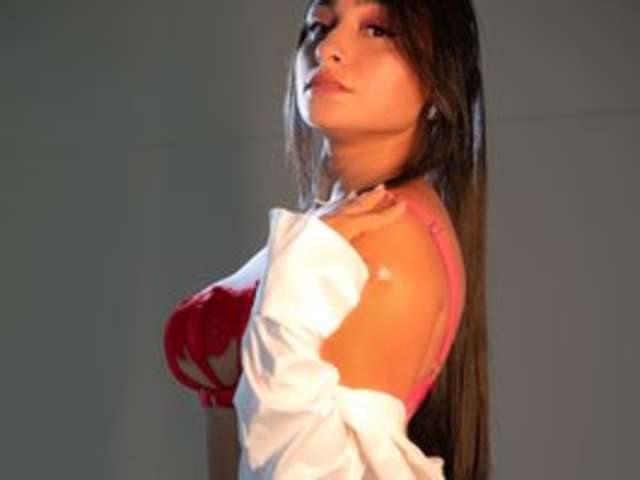 go to chat with liacanaviva