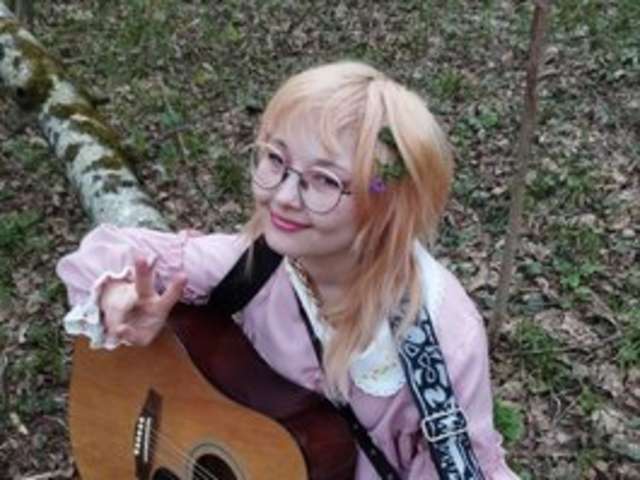 go to chat with lina666