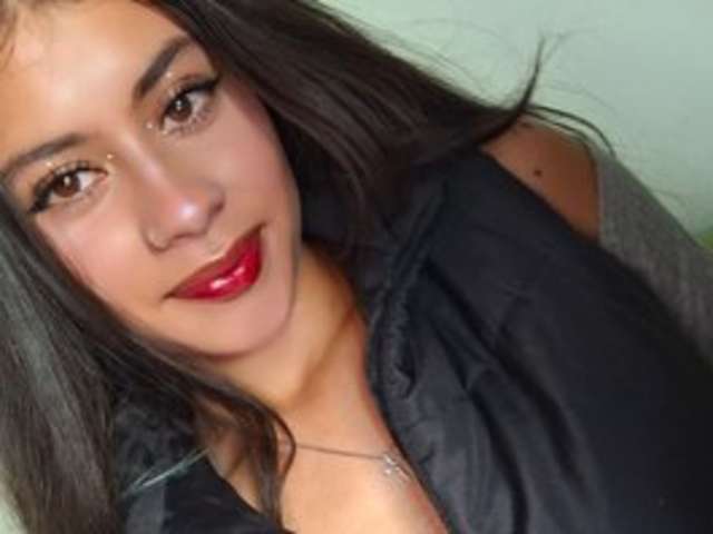 go to chat with lisa-jenner