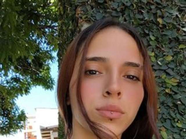 go to chat with littleapril