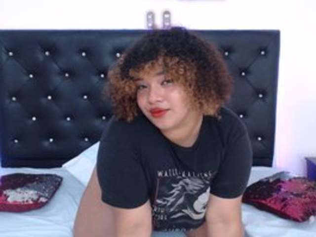 go to chat with lornaspenser