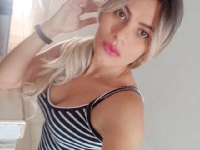 go to chat with lucy1