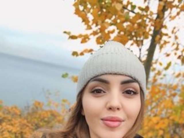 go to chat with luluana22