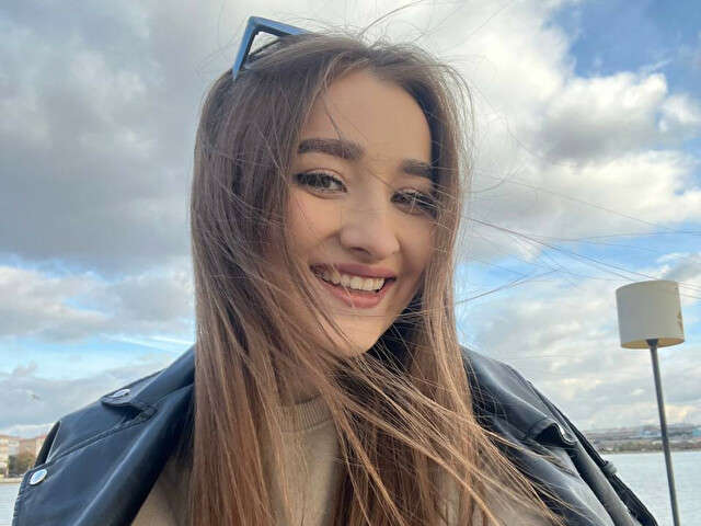 go to chat with lunaxeva