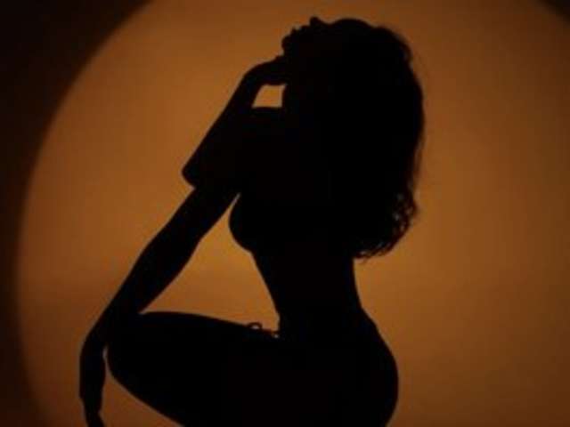 go to chat with malenkaYA-1