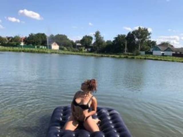 go to chat with malyschkaa