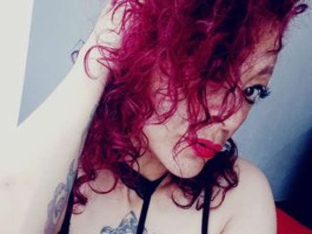go to chat with martina-2024
