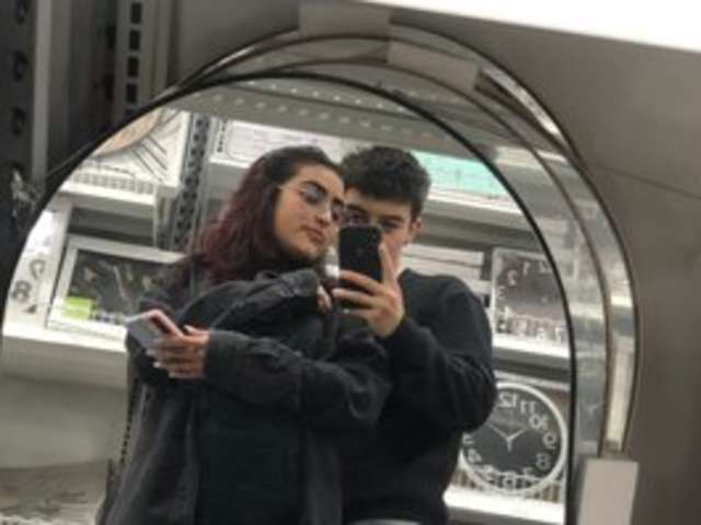 go to chat with mary_and_andres