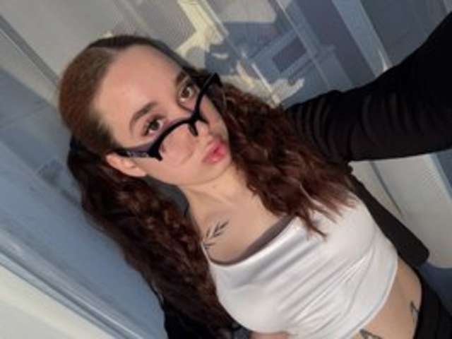 go to chat with mazedemona