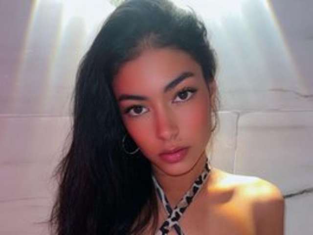 go to chat with megan110