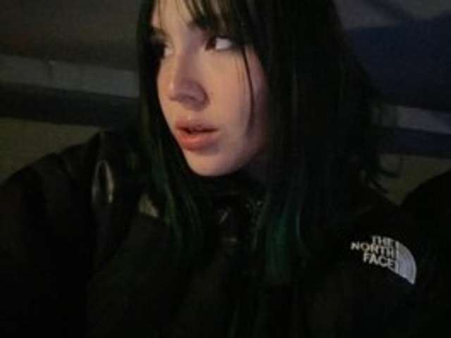 go to chat with meko-hzu