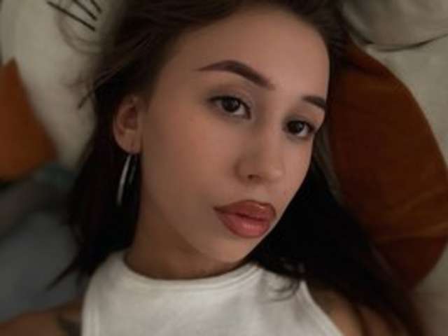 go to chat with melisande257