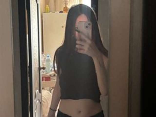 go to chat with melissa90