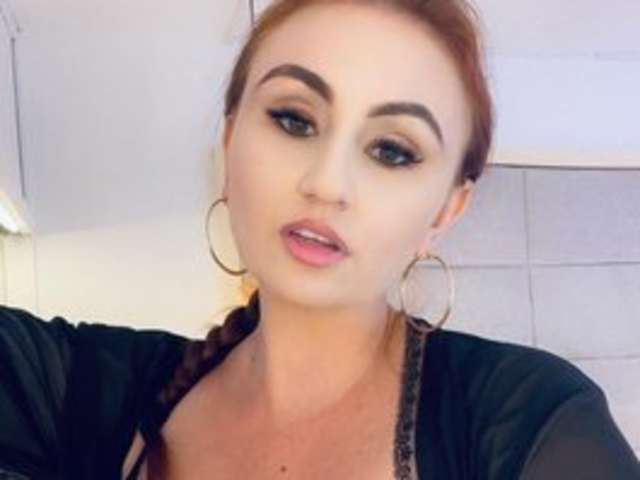 MIA-LOURENCE amateur webcam photo