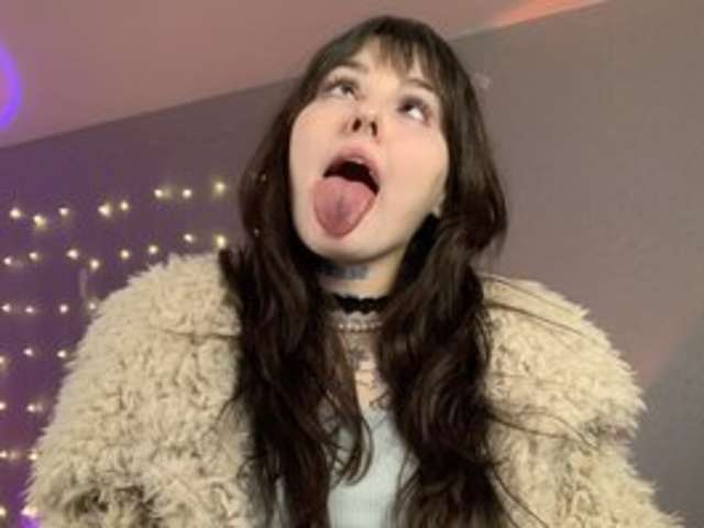 MILKY_SWEETSOFTT amateur webcam photo