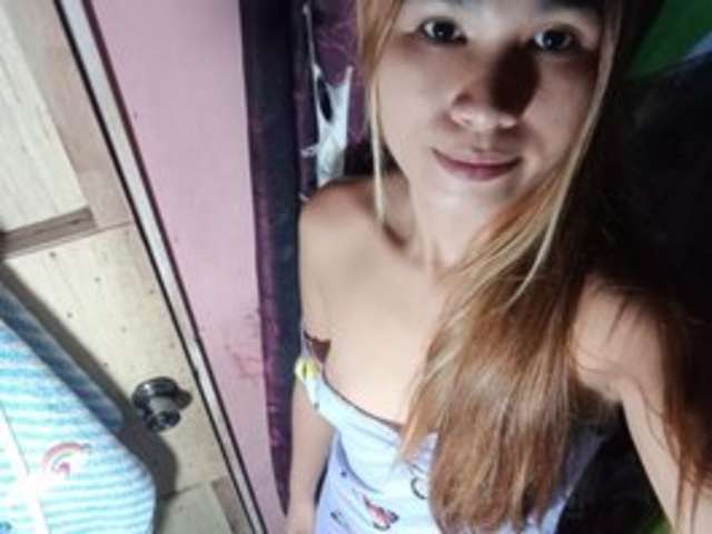 go to chat with missAria