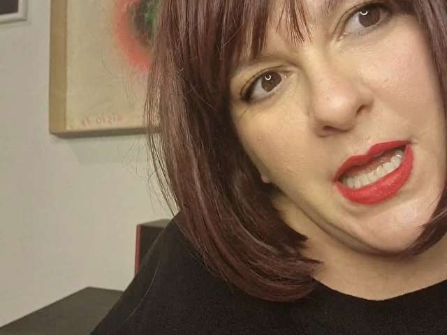 go to chat with nicoletta