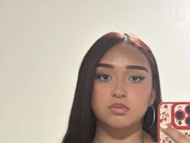 go to chat with nikkigg003