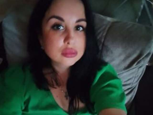 go to chat with nina-19-01
