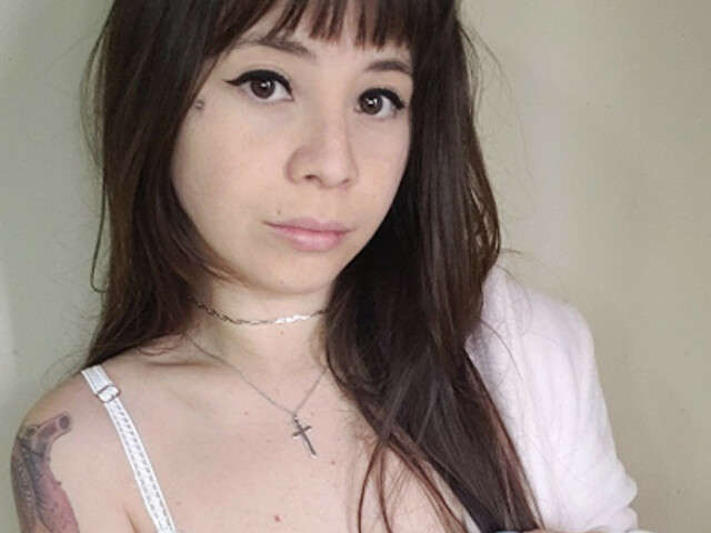 go to chat with ninaaxx