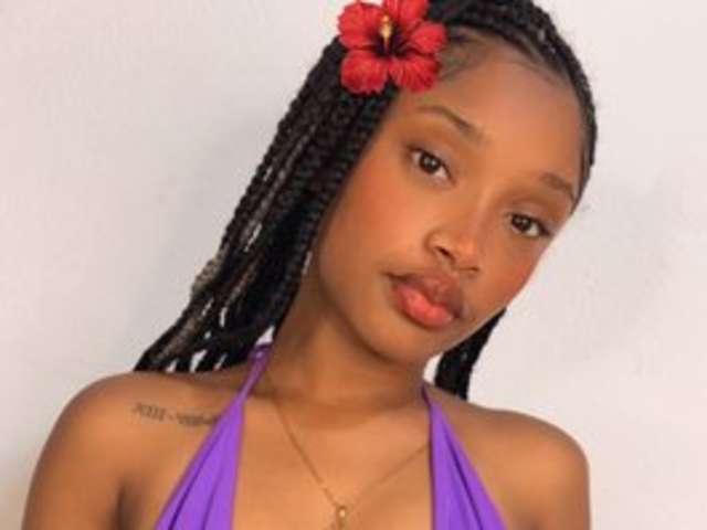 go to chat with pamelaa07