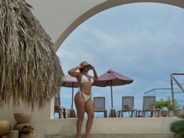 go to chat with paula1045