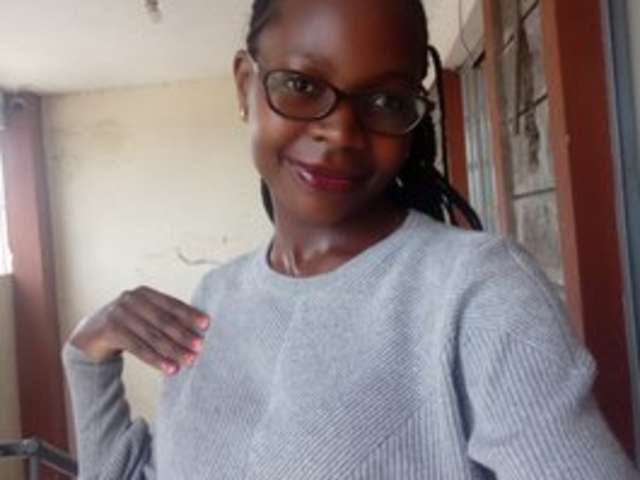 go to chat with petitehotgirl
