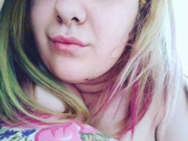 go to chat with playful-allexys