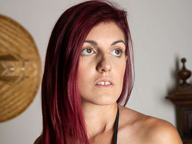 go to chat with redlola