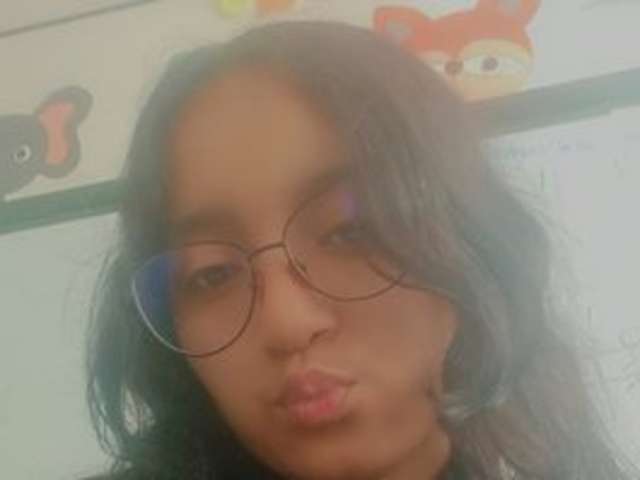 go to chat with rosee-tay1