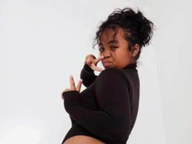 go to chat with sarahjone