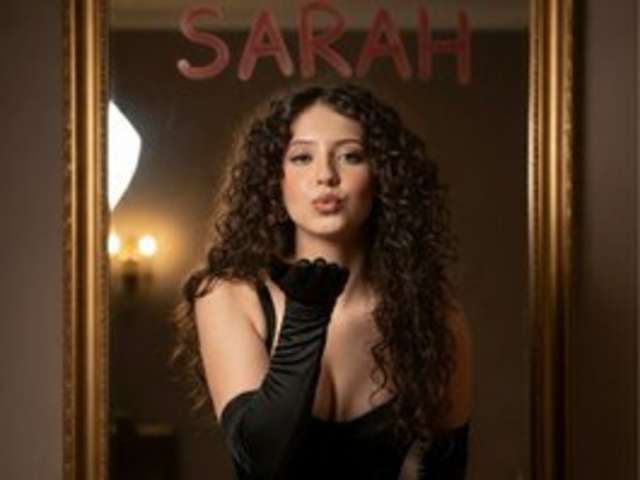 go to chat with sarahsweett