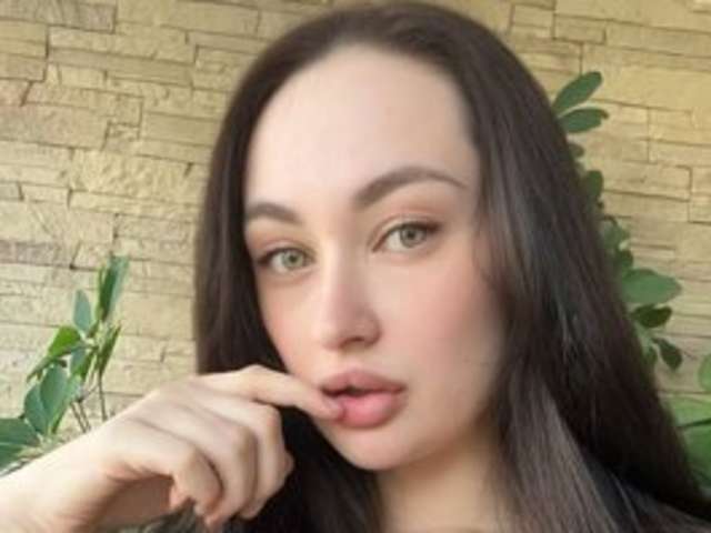 go to chat with sashadessire