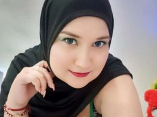 go to chat with scarlette-33