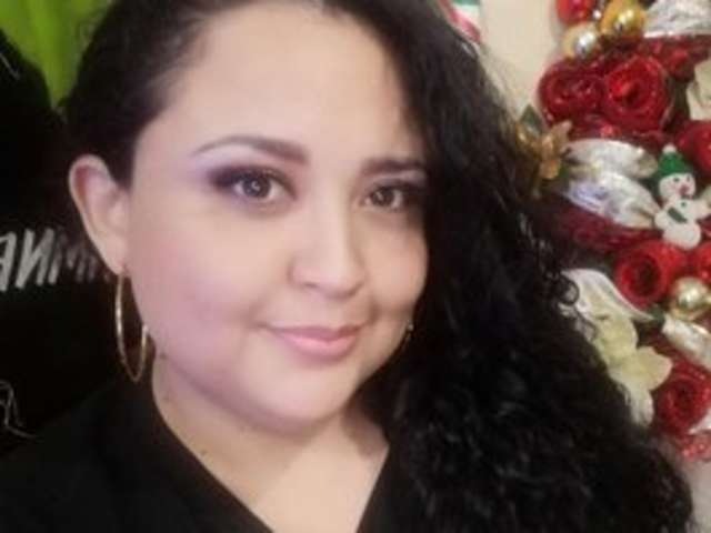 go to chat with sexy-Cloe