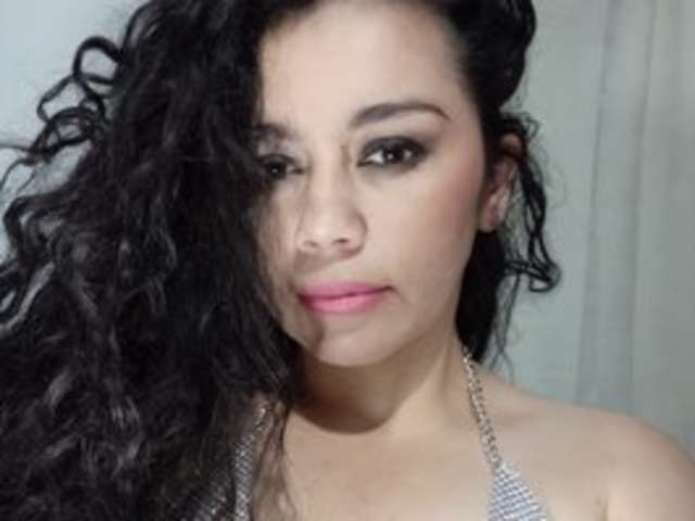 go to chat with sexy-celeste