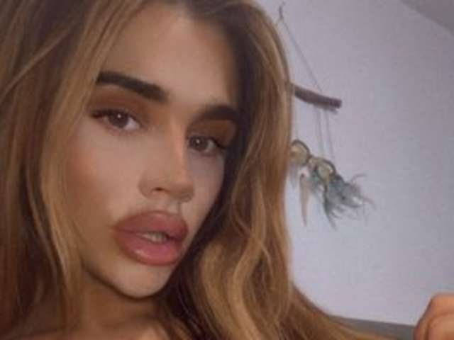 go to chat with sianaleex