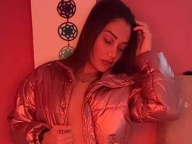 go to chat with sofia8428