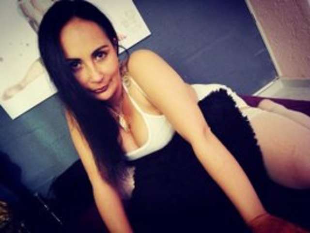 go to chat with sofiacarmona