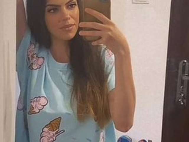 go to chat with sofiairis