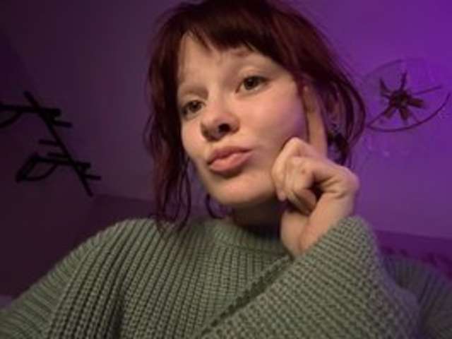 go to chat with stillHer