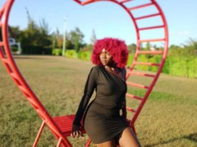 go to chat with sweet-ebony