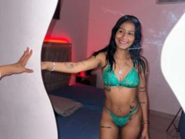 go to chat with sweet-lilith1