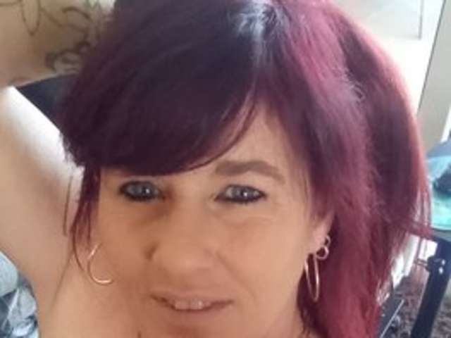 go to chat with sweetdebbipie