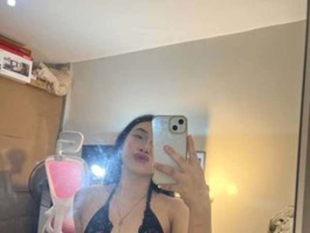 go to chat with sweetgirl-sarrah