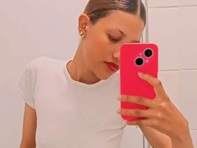 go to chat with sweetlittleew