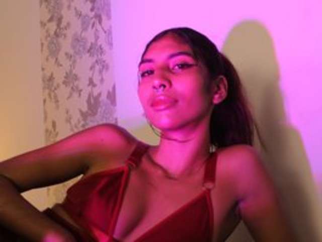 go to chat with taty-miller