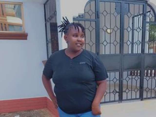 go to chat with thickbarbie